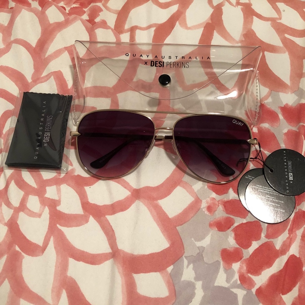 Quay Australia x Desi Perkins Sahara aviators
